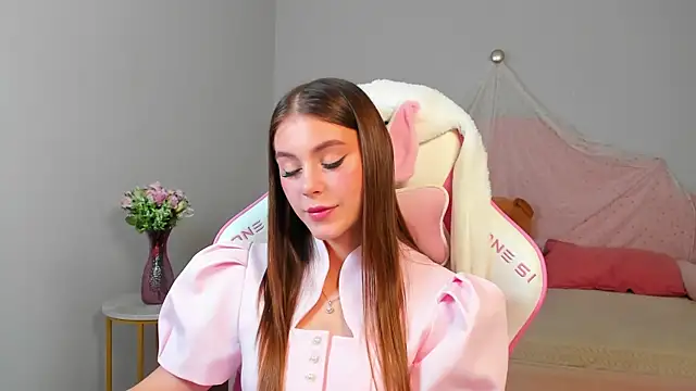 EricaFoxes webcam