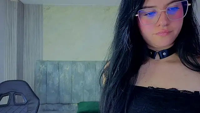 sarita_09_s webcam