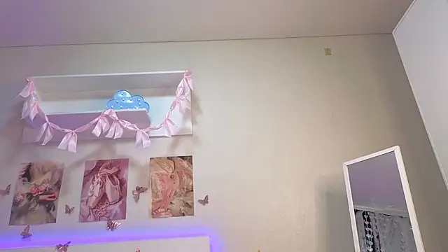 milly_lane (F young) - DEEP DILDO ASS