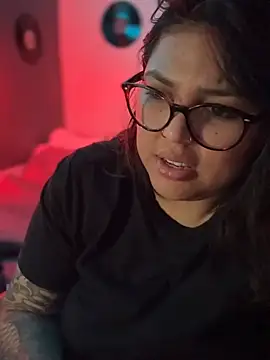 miacanela_xo