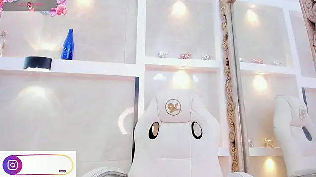 juliana_smithh webcam