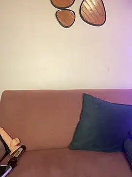 SaraDiamond_01 live now