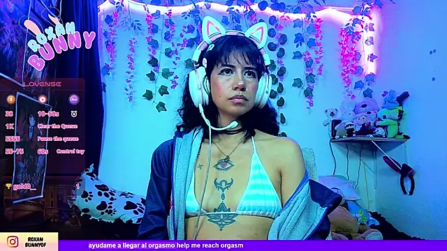 Roxanbunny1 webcam