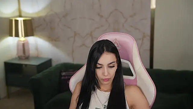 Mila_Rose054 live cam on StripChat