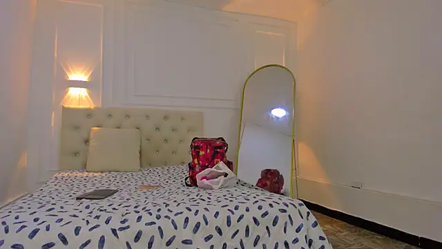charlotte_dante212 webcam