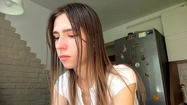 ZaraGuyette webcam