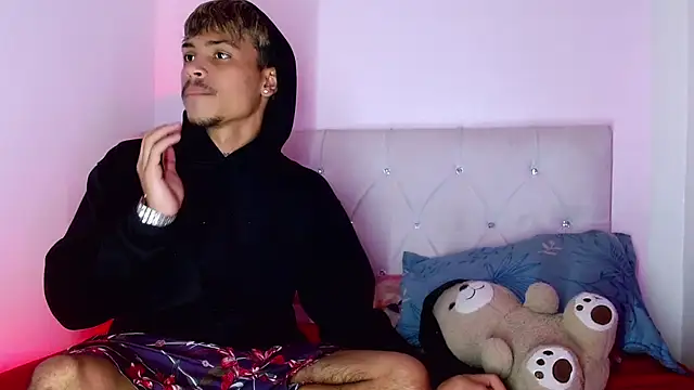 Angel_foxc13 webcam
