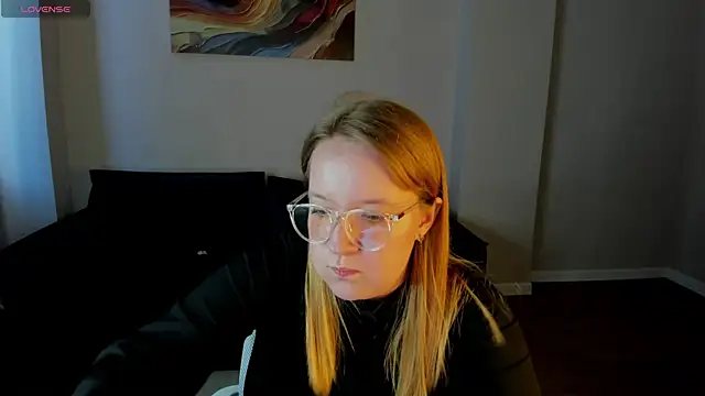 Sophia_Millery webcam