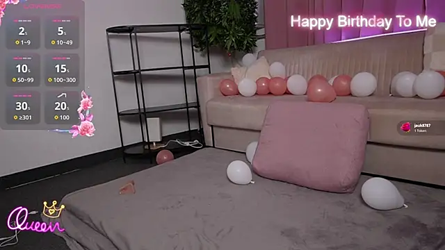 BeverlyBoobs live cam on StripChat