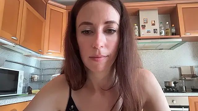 Flamingo_Queen live cam on StripChat