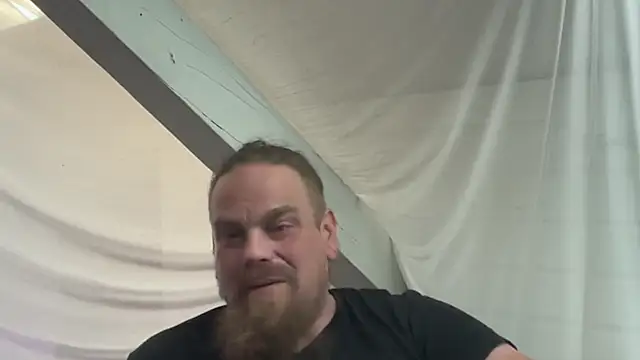 5mm-Production live cam on StripChat