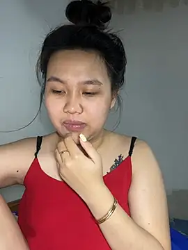 almira6868 - Almira6868's free webcam - UK Sex Cams