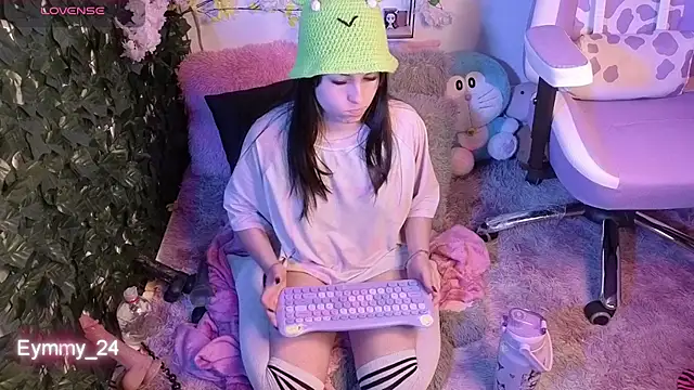 Eymmy_24 webcam