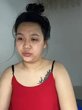 Almira6868 webcam