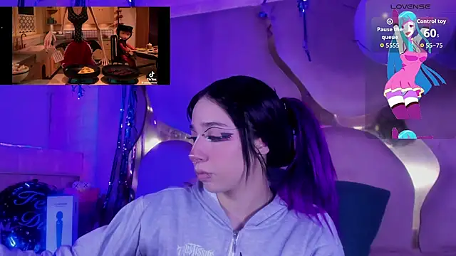 Niina_sssy webcam