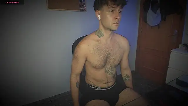 HonestAndrew webcam