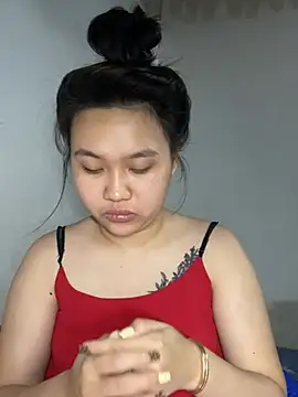 Almira6868 webcam