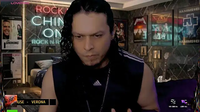 chino_roz webcam