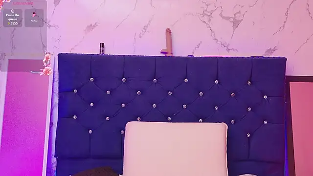 Dakotaa_Johnson webcam