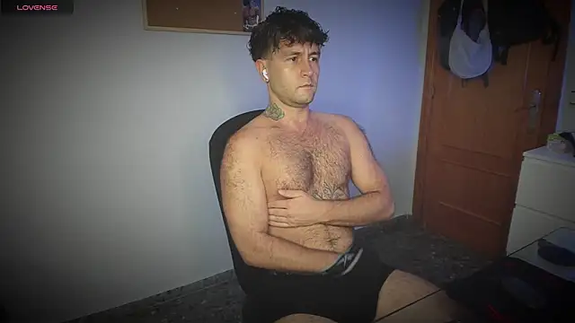 HonestAndrew webcam