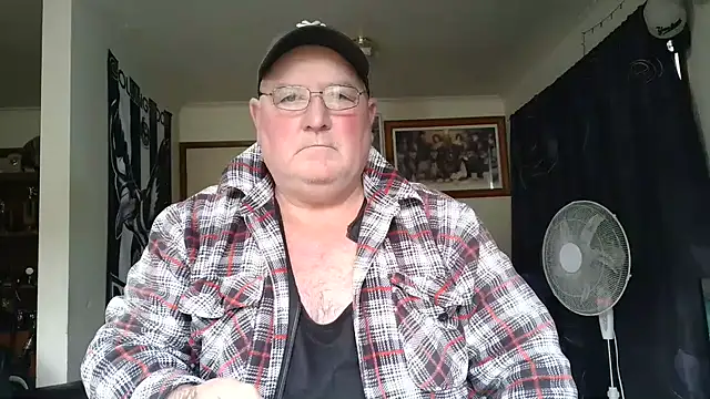 kinkyblueyes69 - KINKYBLUEYES69's free webcam - UK Sex Cams