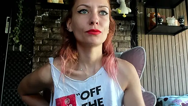 karo123421 live cam on StripChat