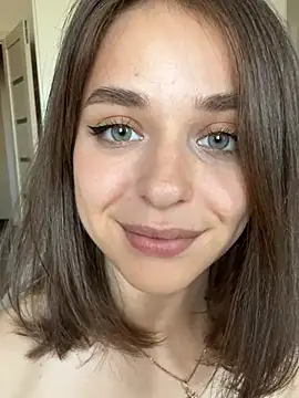 yoyogirlx (F young) - Push my toy into me