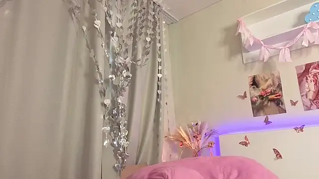 milly_lane (F young) - DEEP DILDO ASS