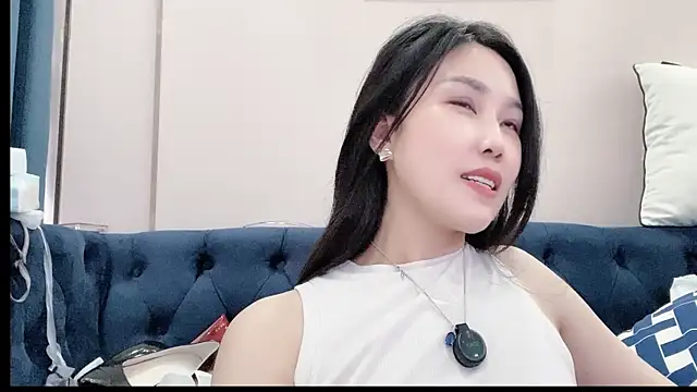 emma_qiqi (Ask my age) - 纯聊天 聊骚