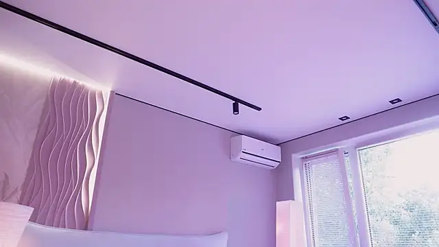 NinaMint webcam