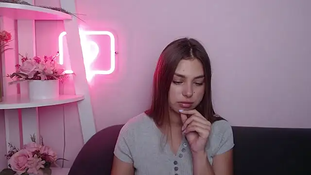 MilanaAngelAs webcam
