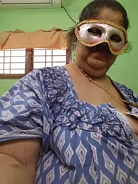 Tamil-mayasri live cam