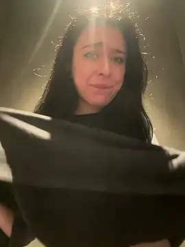 AlishaOfThorns webcam