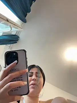 DaianaKimberly 🚙 webcam chat