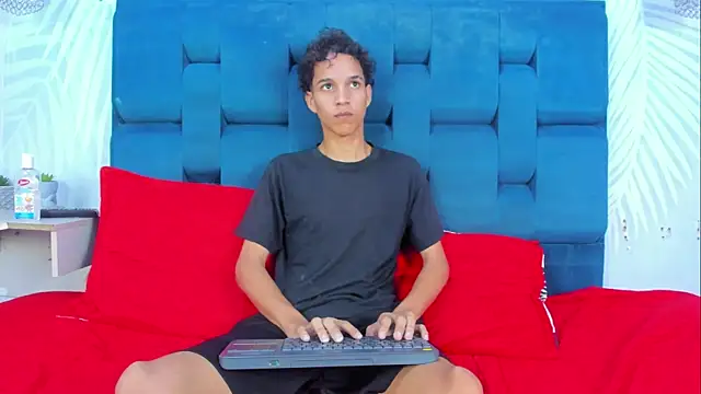 LatinPrince_ webcam