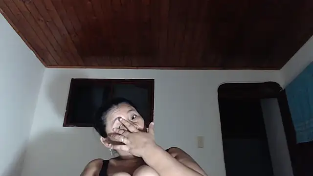 adrixxx38 webcam