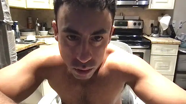 bigguymuscle - BigGuyMuscle's free webcam - UK Sex Cams