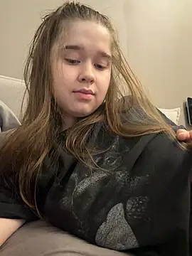 HornyGirlH 🤽 live naked webcam