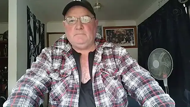 KINKYBLUEYES69 webcam