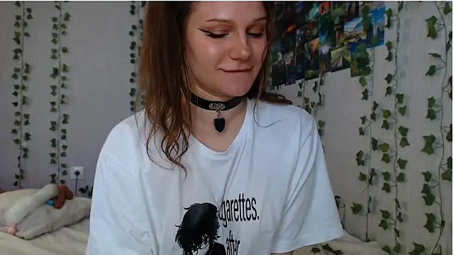 lilidip - Lilidip's free webcam - UK Sex Cams