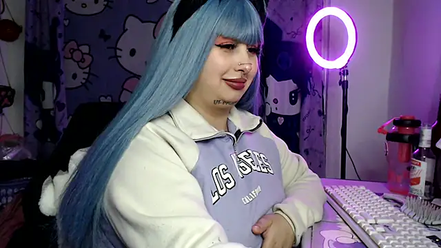 lussyevans24 live cam on StripChat