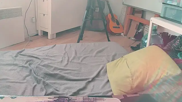 CeriseLapine webcam