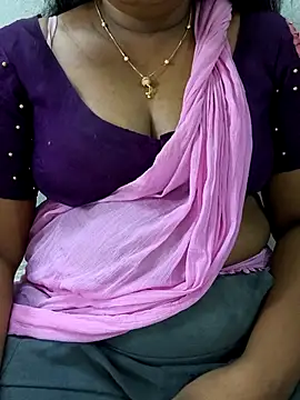 MaaliiiPonuTamil webcam