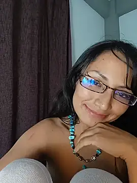 LucyCherry69 webcam