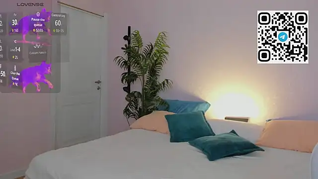 Linda__Bloom webcam