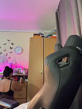 Hotangel75 webcam