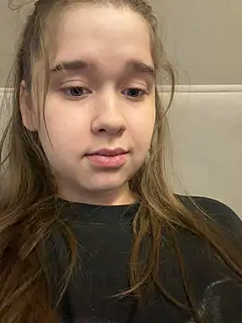 HornyGirlH webcam