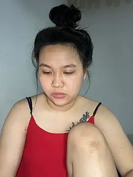 Almira6868 webcam