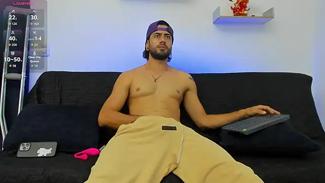 heteros_curious webcam
