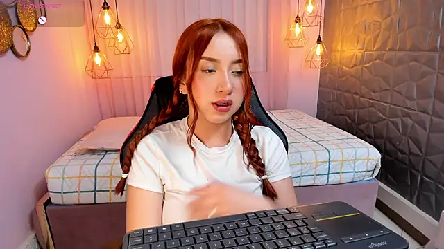 Magic_amberr webcam